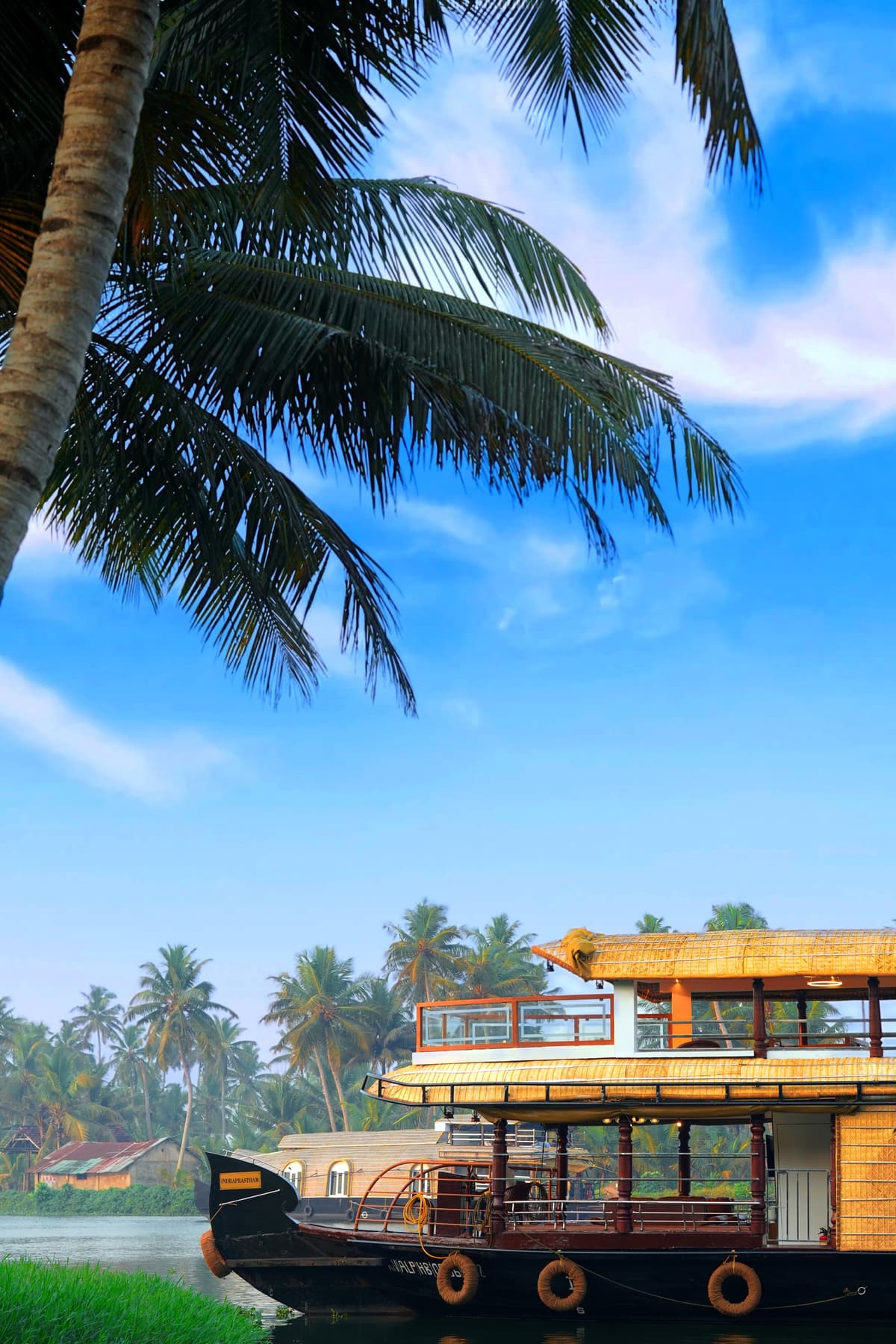 House Boat Image - 57