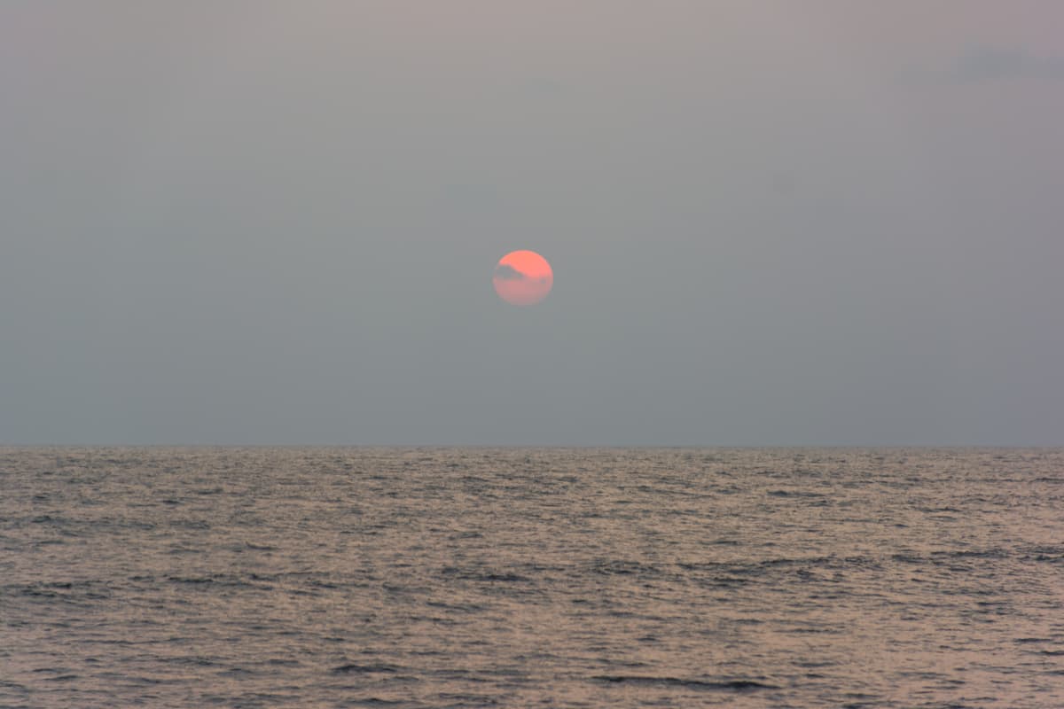 House Boat Image - 127